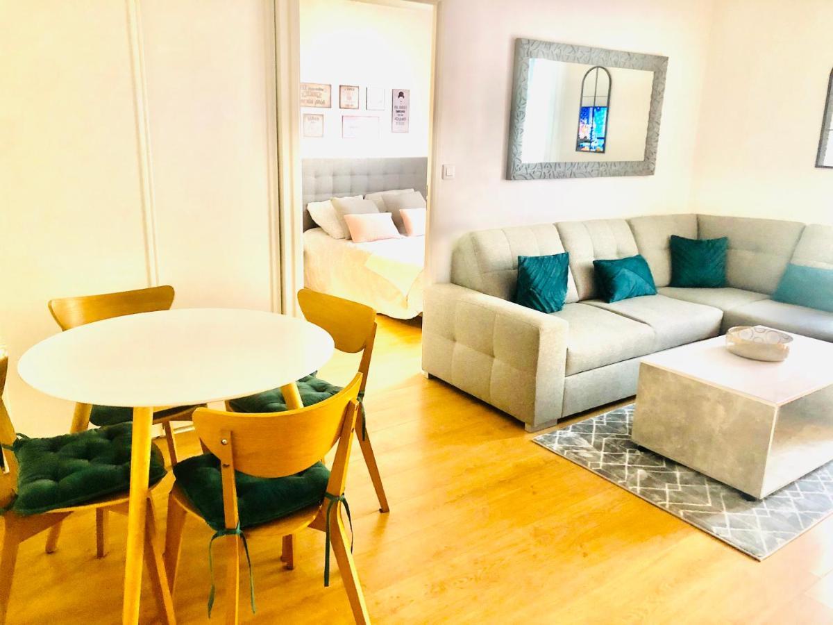 Appartement Place Toscane Серрі Екстер'єр фото
