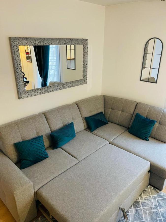 Appartement Place Toscane Серрі Екстер'єр фото